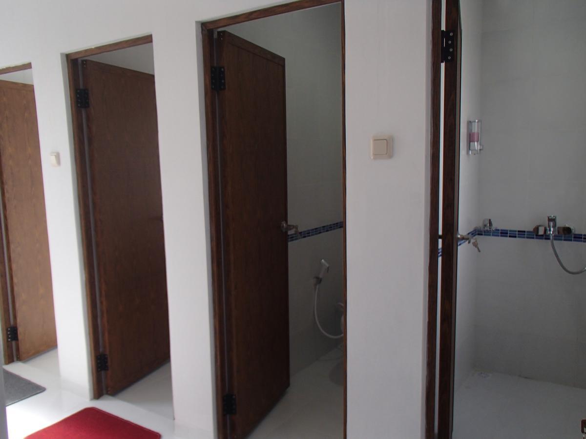 Askara Guest House & Hostel Убуд Екстериор снимка